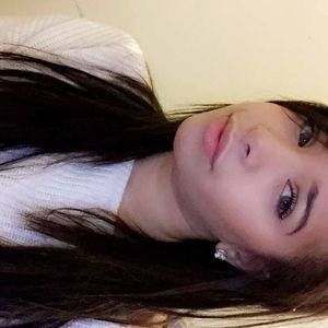 Meet your Posher, Briana